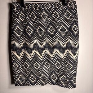 J.Crew Pencil Skirt Black Cream Geometric Print Size 4